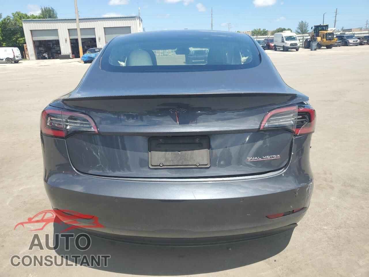 TESLA MODEL 3 2022 - 5YJ3E1EC7NF273825
