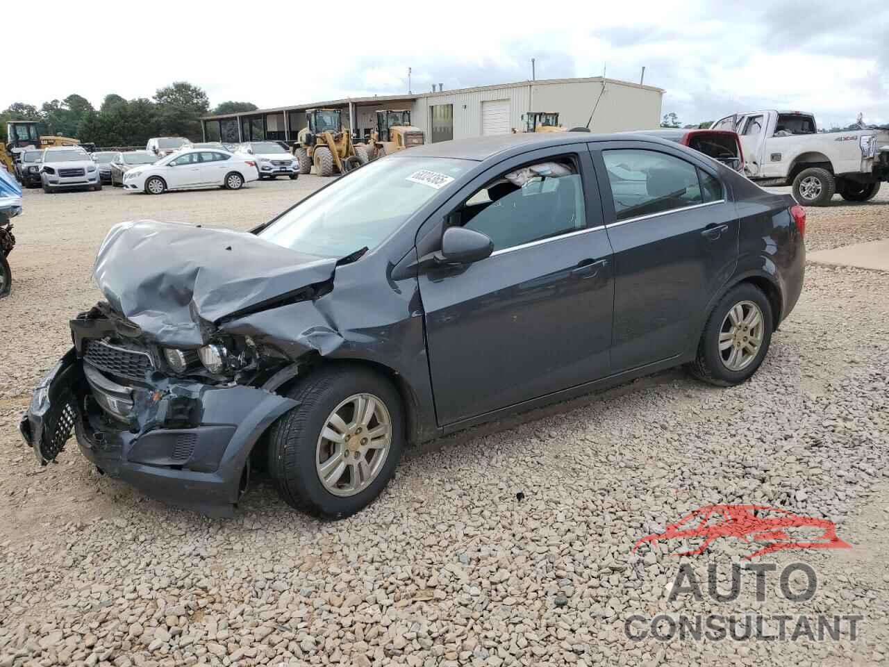 CHEVROLET SONIC 2016 - 1G1JC5SB8G4179164