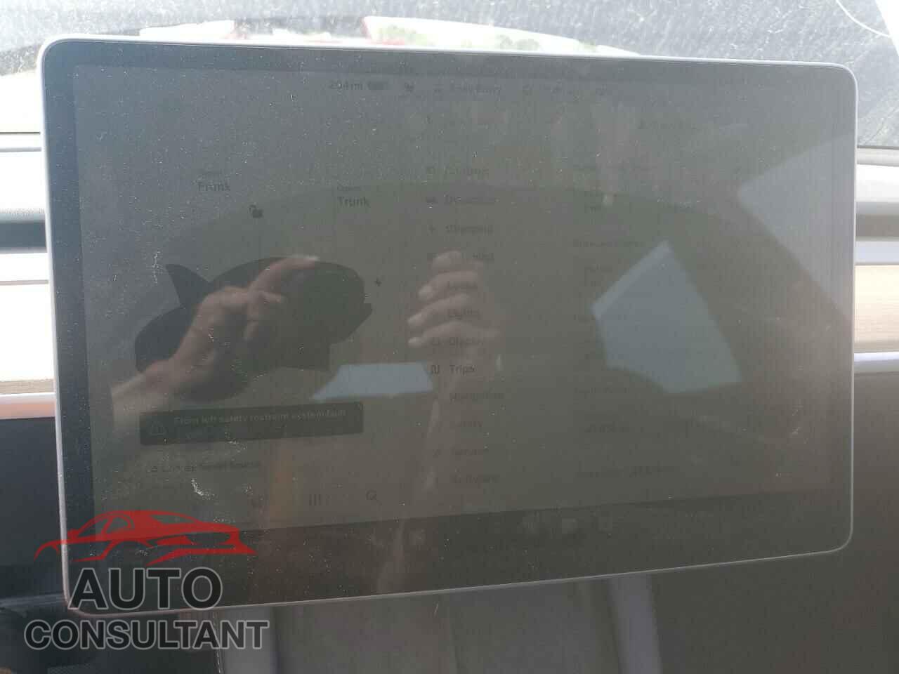 TESLA MODEL 3 2023 - 5YJ3E1EA6PF453928