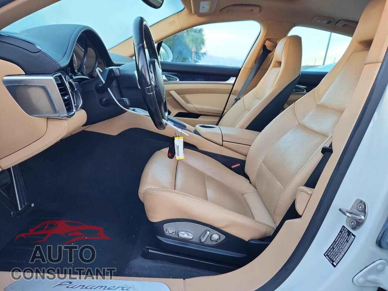 PORSCHE PANAMERA 2015 - WP0AA2A75FL004562