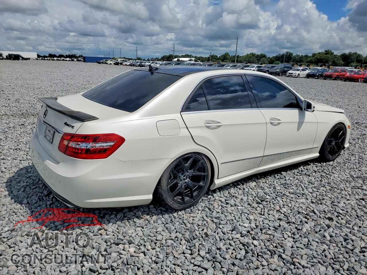 MERCEDES-BENZ E-CLASS 2012 - WDDHF9BB3CA544050