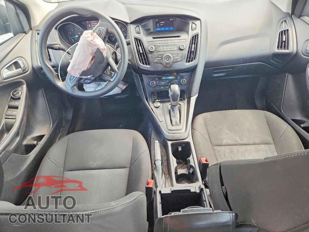 FORD FOCUS 2017 - 1FADP3FE2HL281803