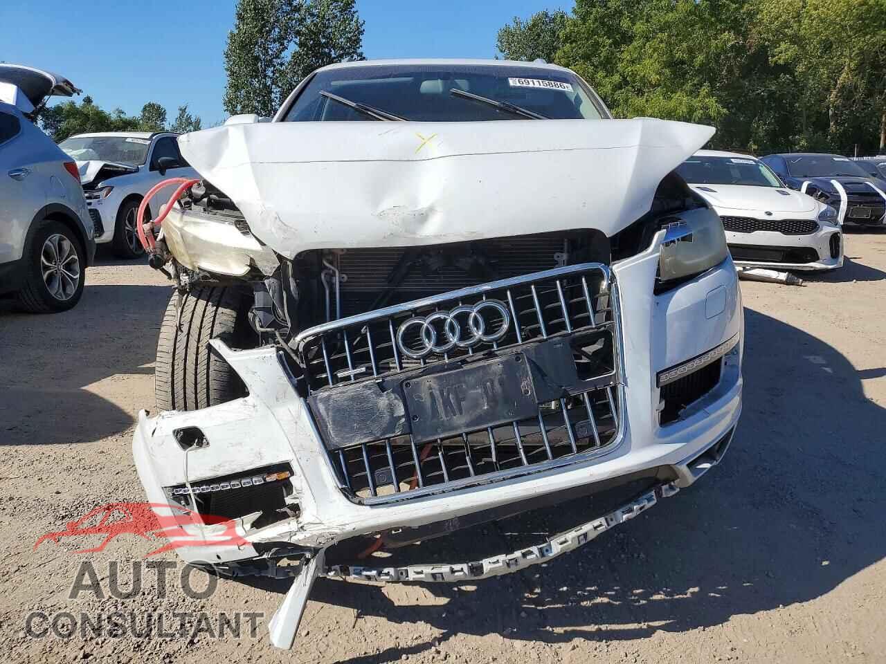 AUDI Q7 2012 - WA1VMCFEXCD009648