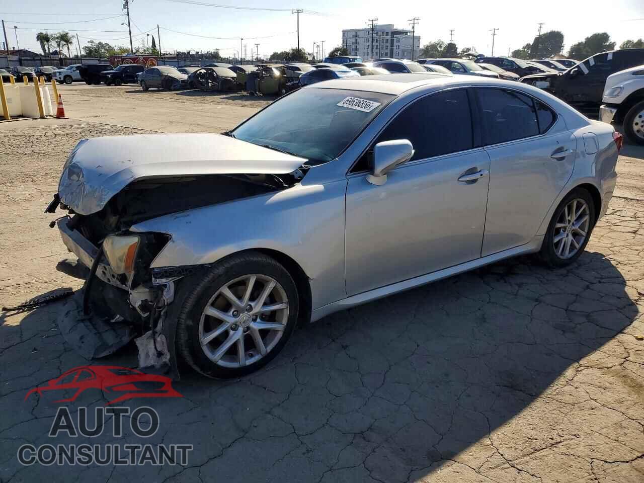 LEXUS IS 2011 - JTHBF5C25B5150563