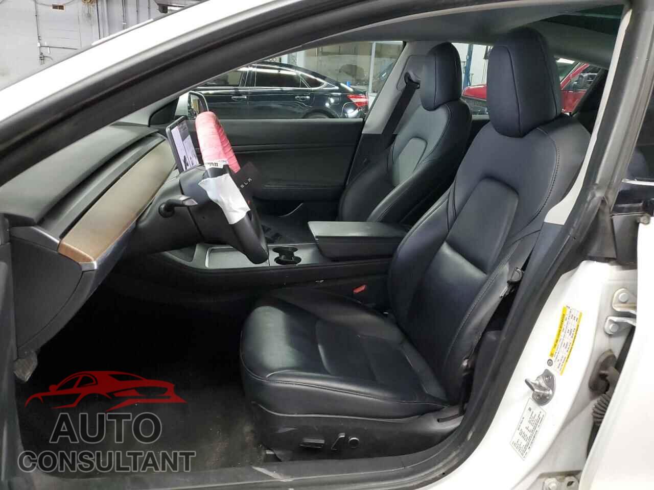 TESLA MODEL 3 2021 - 5YJ3E1EA2MF919785