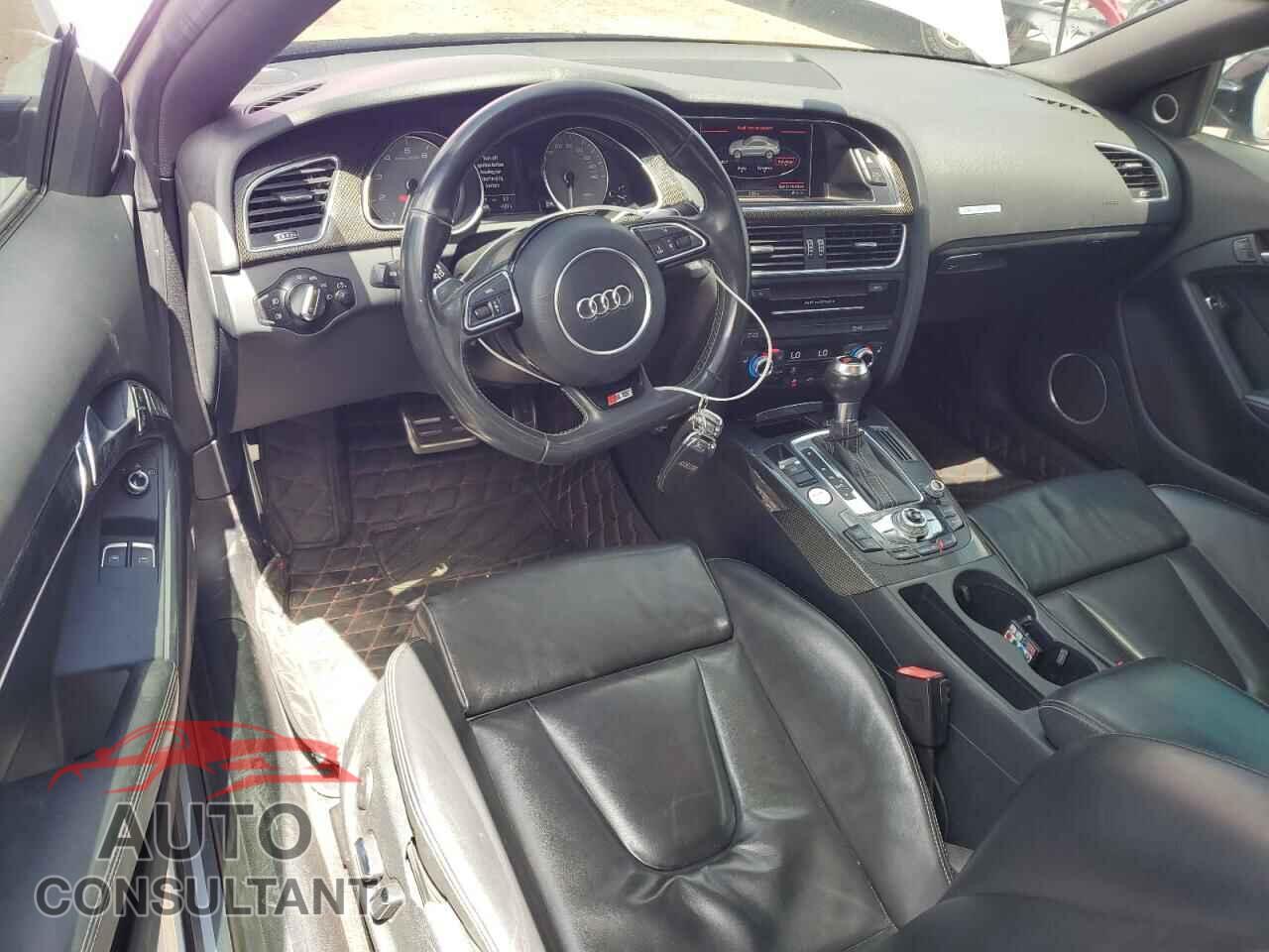 AUDI S5/RS5 2013 - WAUCGAFR3DA051669