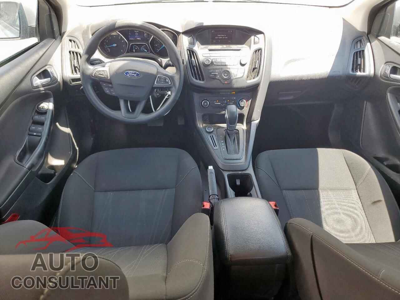 FORD FOCUS 2017 - 1FADP3F20HL291879