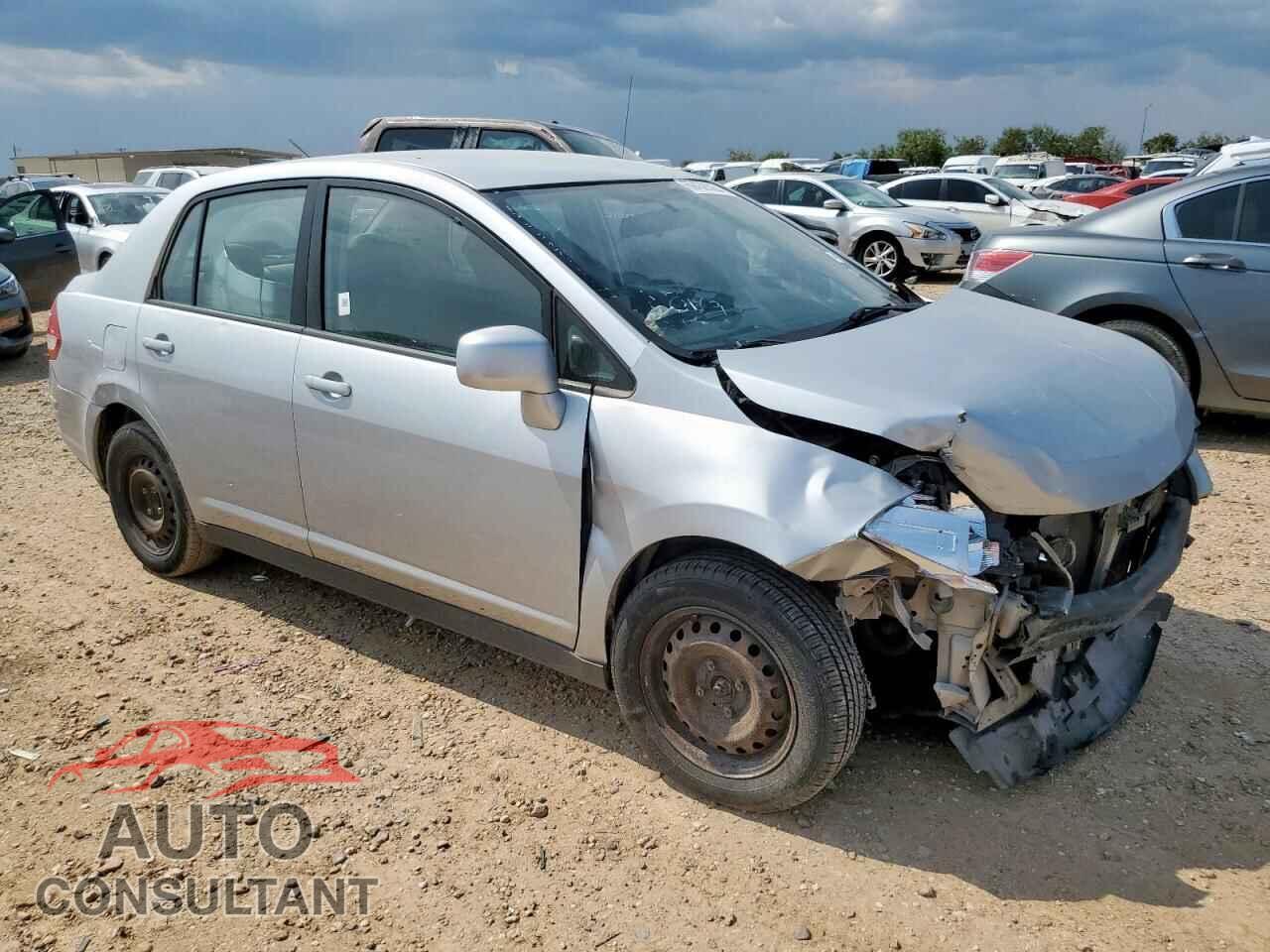 NISSAN VERSA 2011 - 3N1BC1AP3BL454737