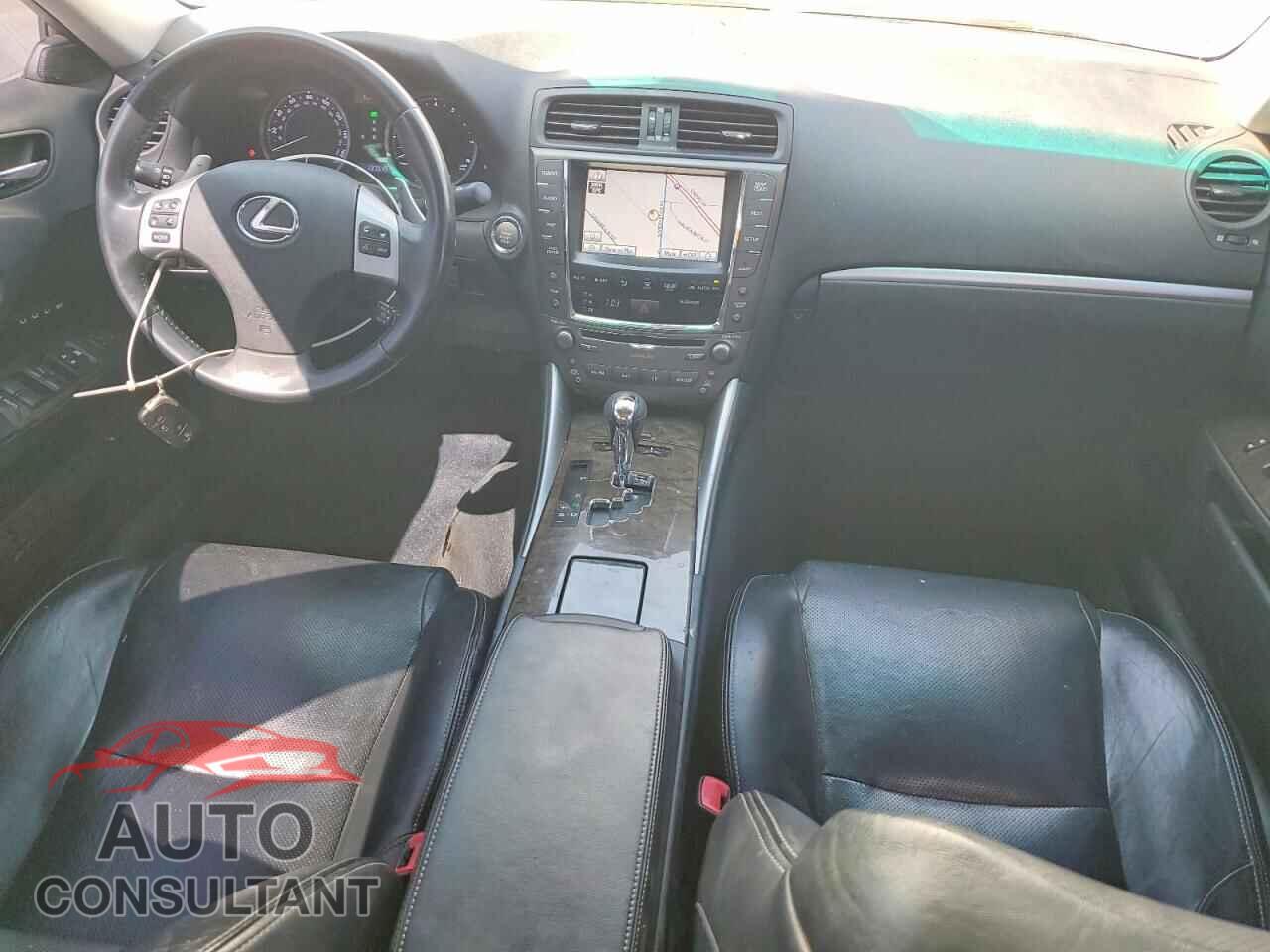 LEXUS IS 2012 - JTHCE5C21C5002984