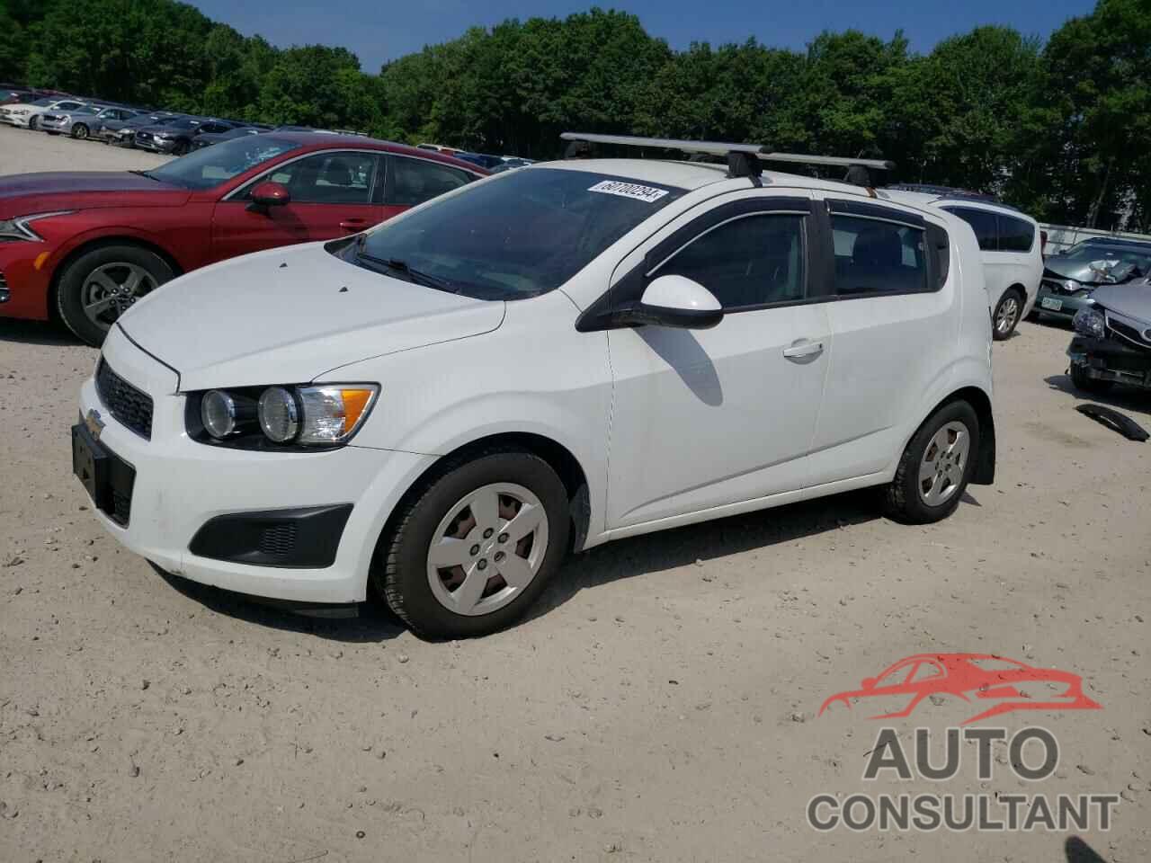 CHEVROLET SONIC 2015 - 1G1JA6SH9F4190043