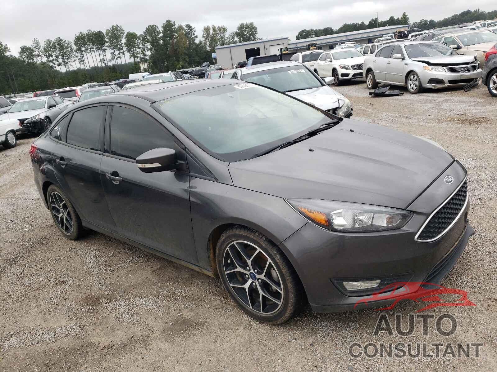 FORD FOCUS 2018 - 1FADP3H26JL226425