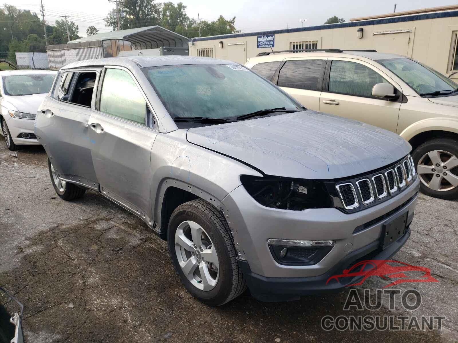 JEEP COMPASS 2018 - 3C4NJCBB1JT300461