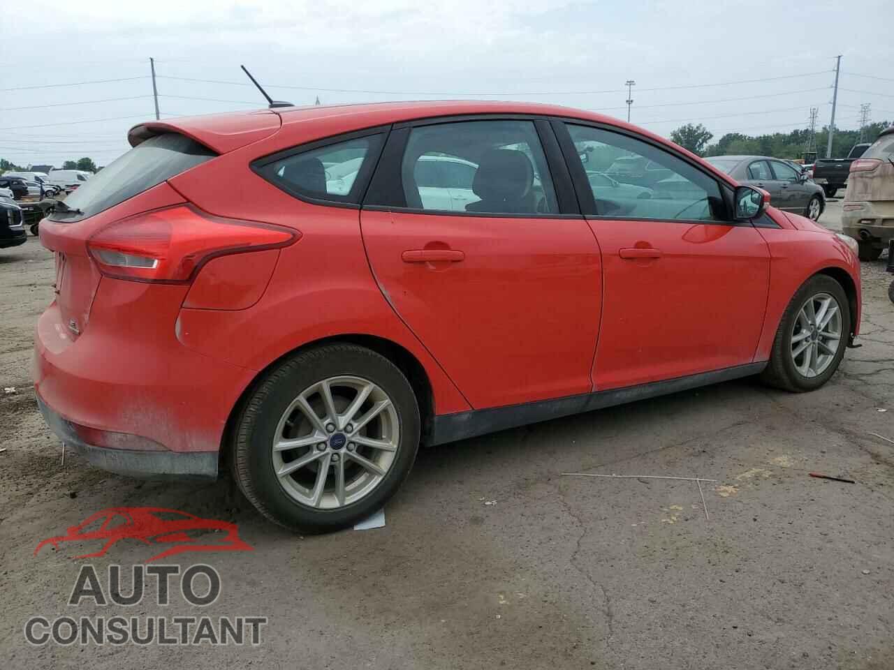 FORD FOCUS 2015 - 1FADP3K23FL347266