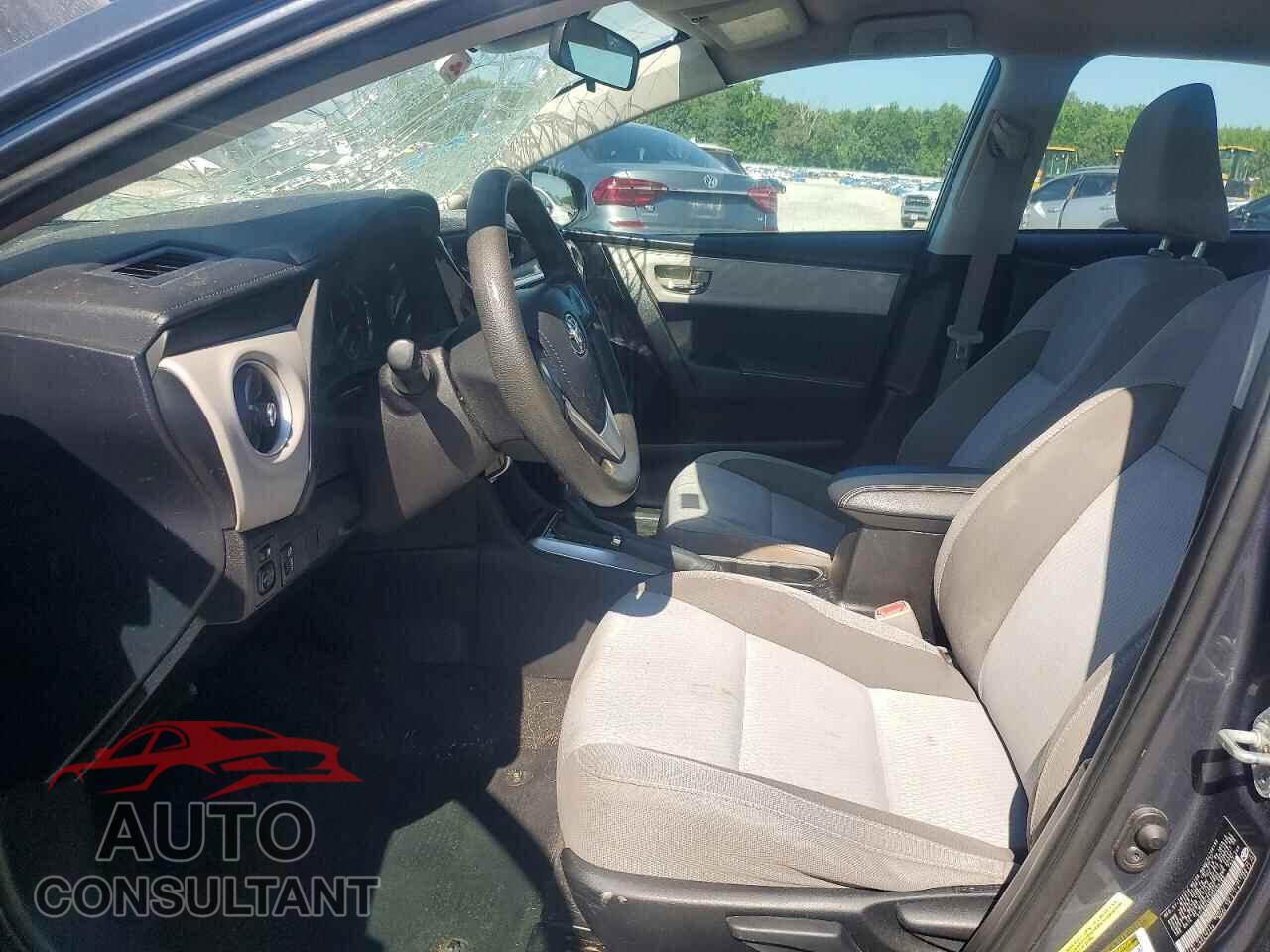 TOYOTA COROLLA 2017 - 5YFBURHE3HP659189