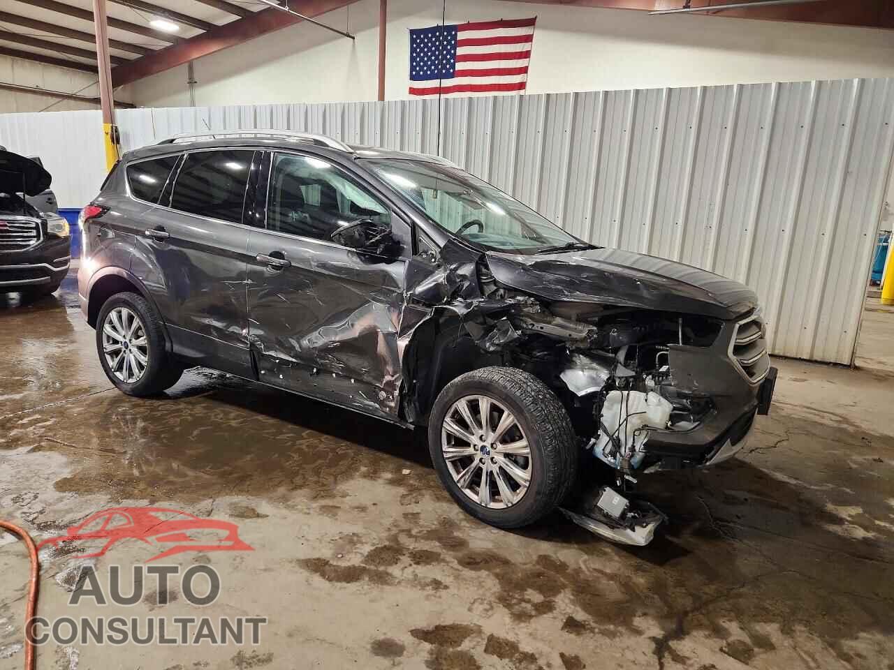 FORD ESCAPE 2017 - 1FMCU9J9XHUF09323