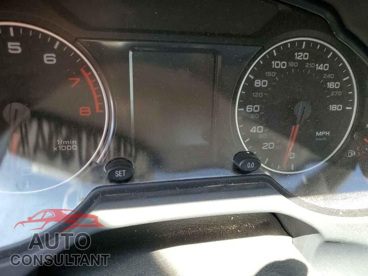 AUDI Q5 2012 - WA1LFAFP2CA134927
