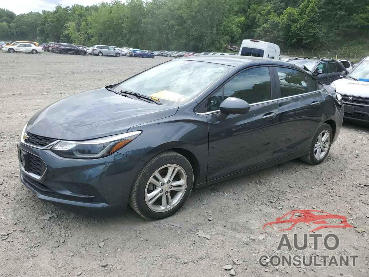 CHEVROLET CRUZE 2018 - 1G1BE5SM5J7118635