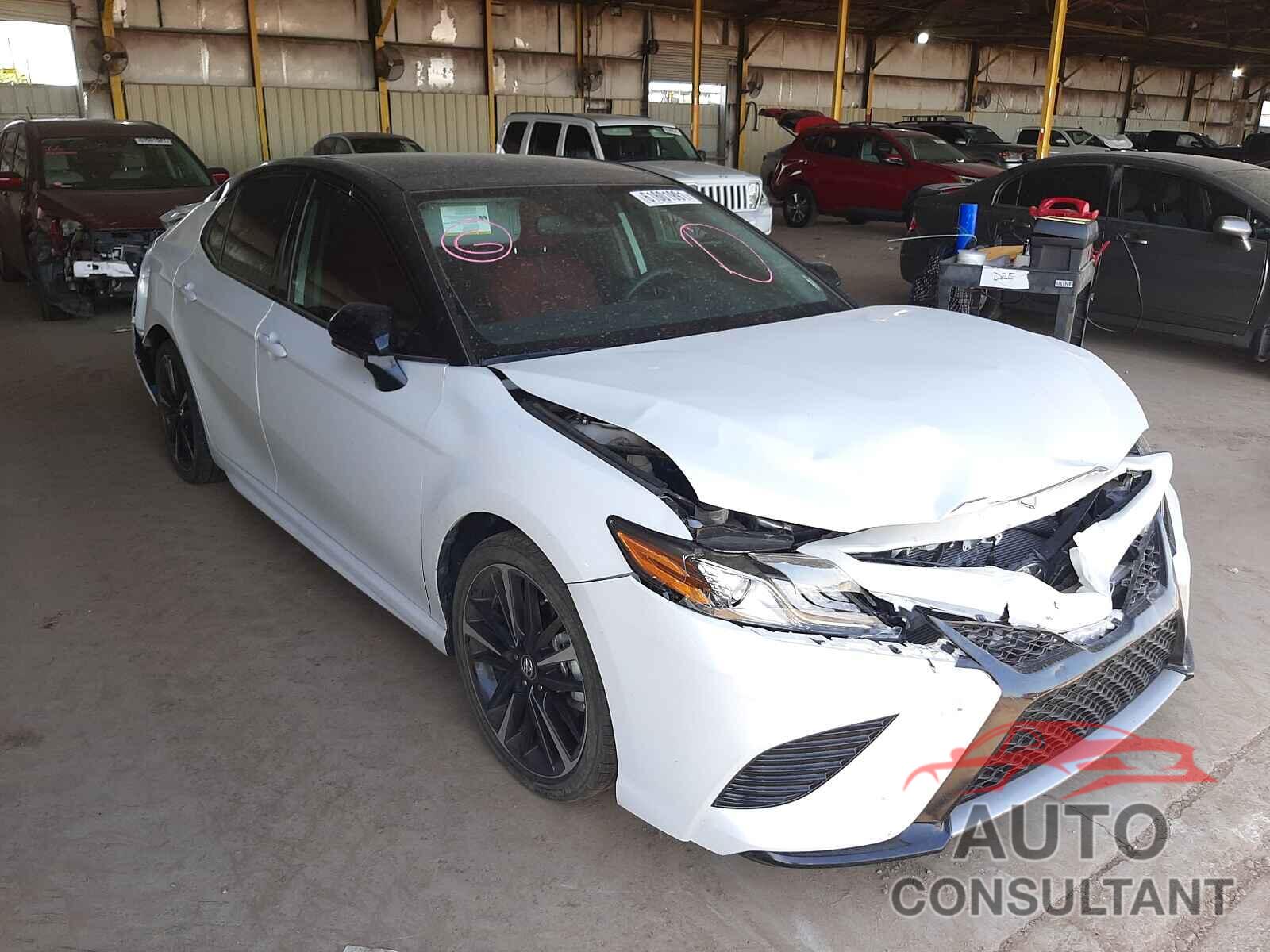 TOYOTA CAMRY 2019 - 4T1B61HK6KU213397