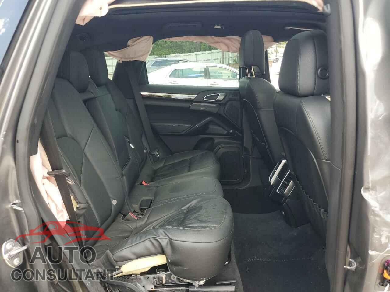PORSCHE CAYENNE 2013 - WP1AA2A29DLA12390