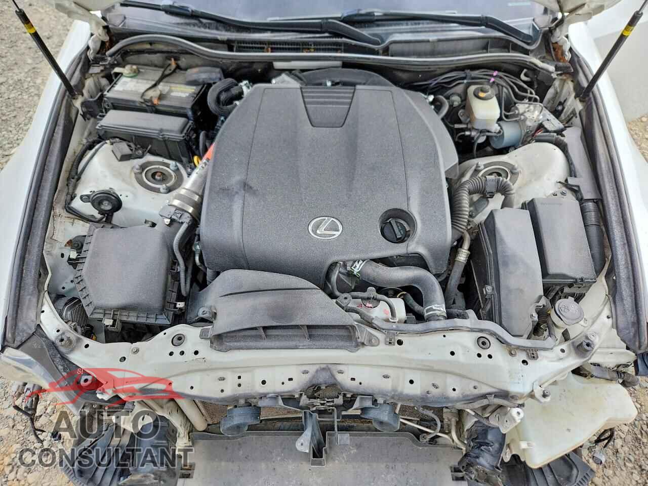 LEXUS IS 2014 - JTHBF1D29E5010821