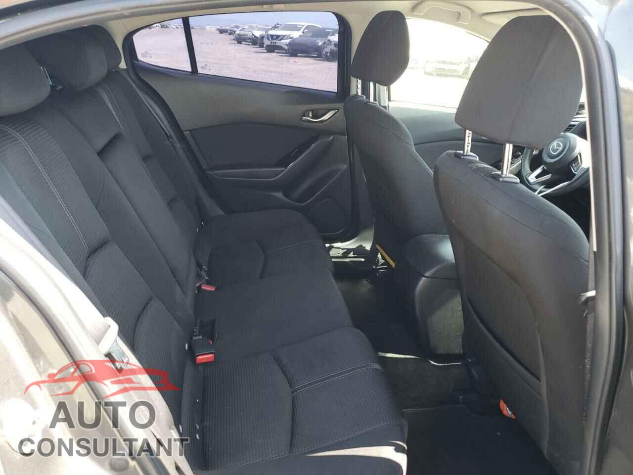 MAZDA 3 2017 - 3MZBN1U79HM102717