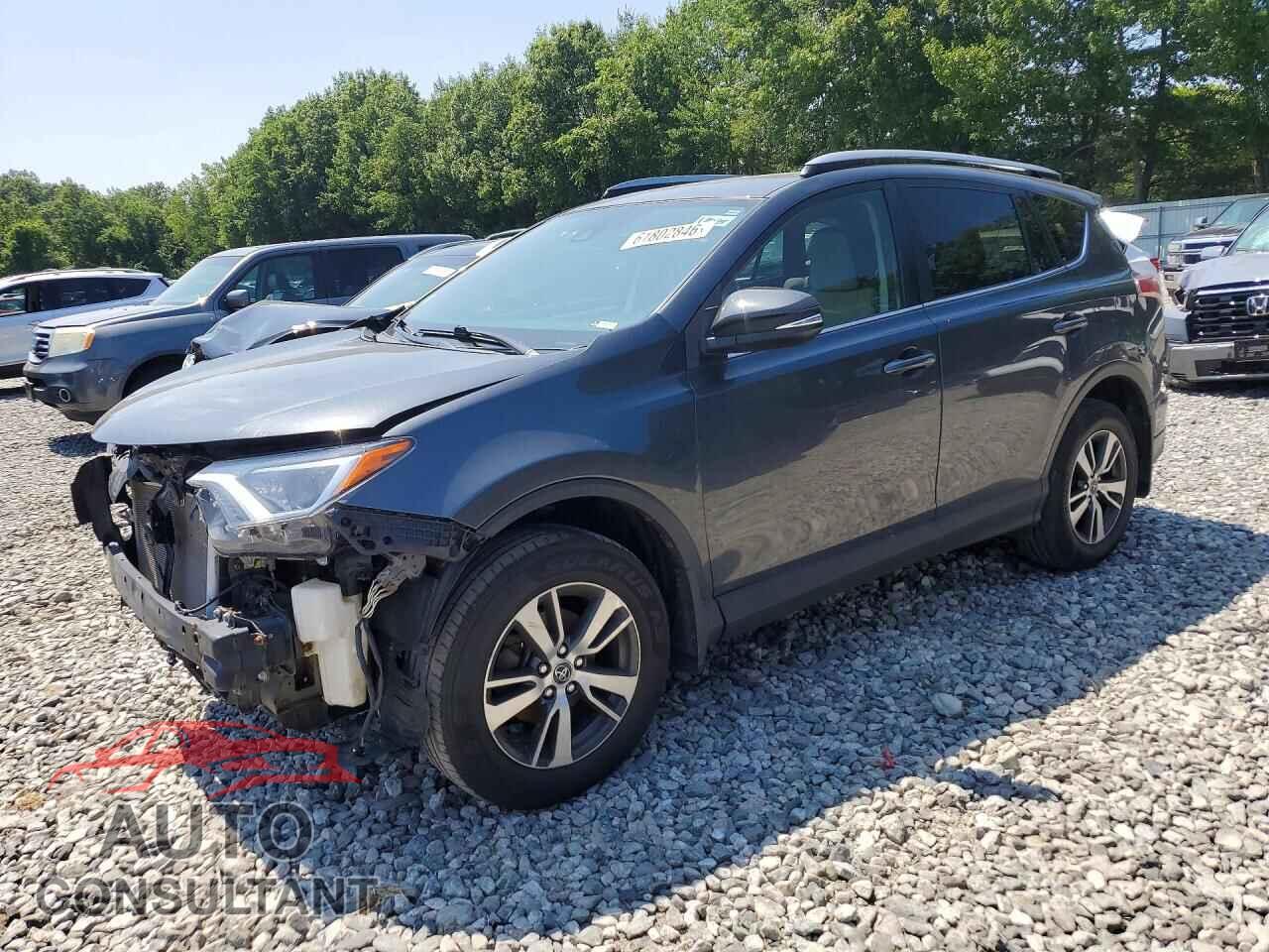 TOYOTA RAV4 2017 - JTMRFREV8HD219730