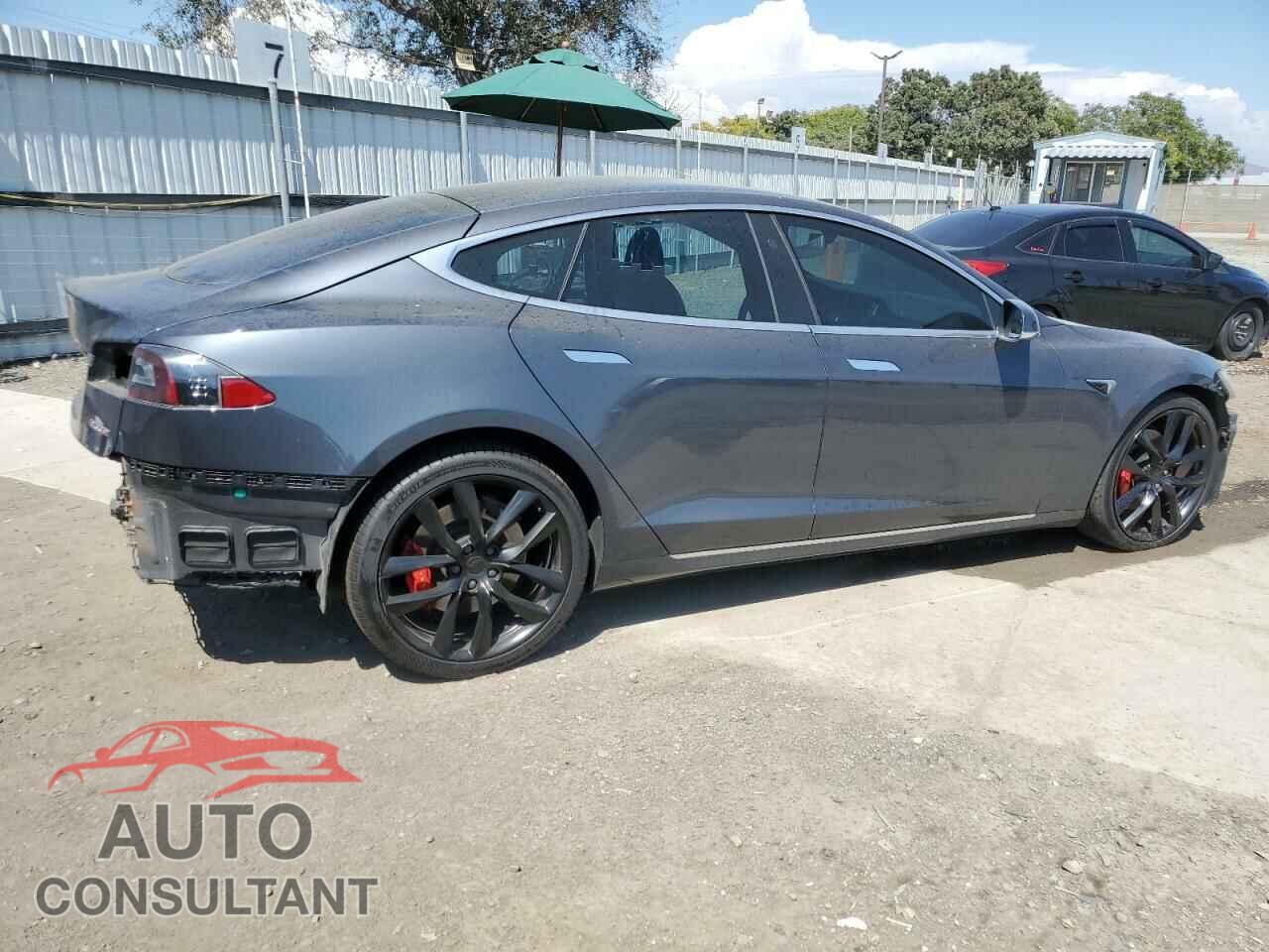 TESLA MODEL S 2018 - 5YJSA1E4XJF273666