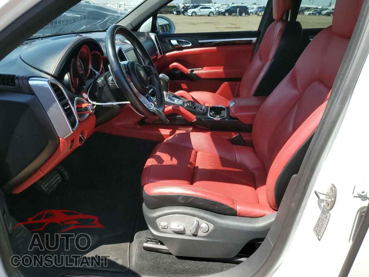 PORSCHE CAYENNE 2016 - WP1AA2A23GKA36338