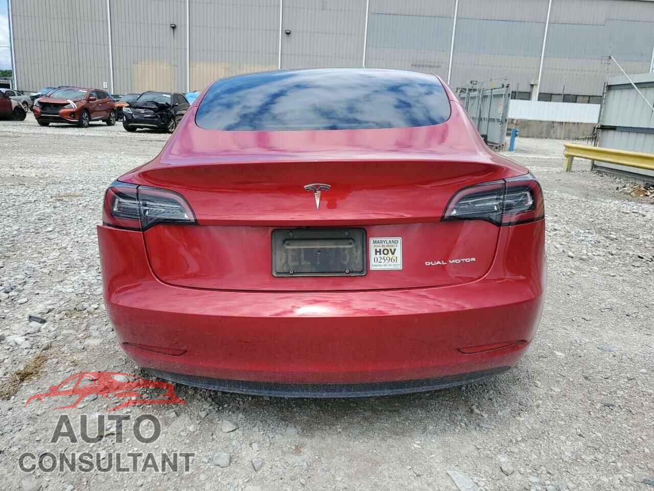 TESLA MODEL 3 2021 - 5YJ3E1EBXMF852166