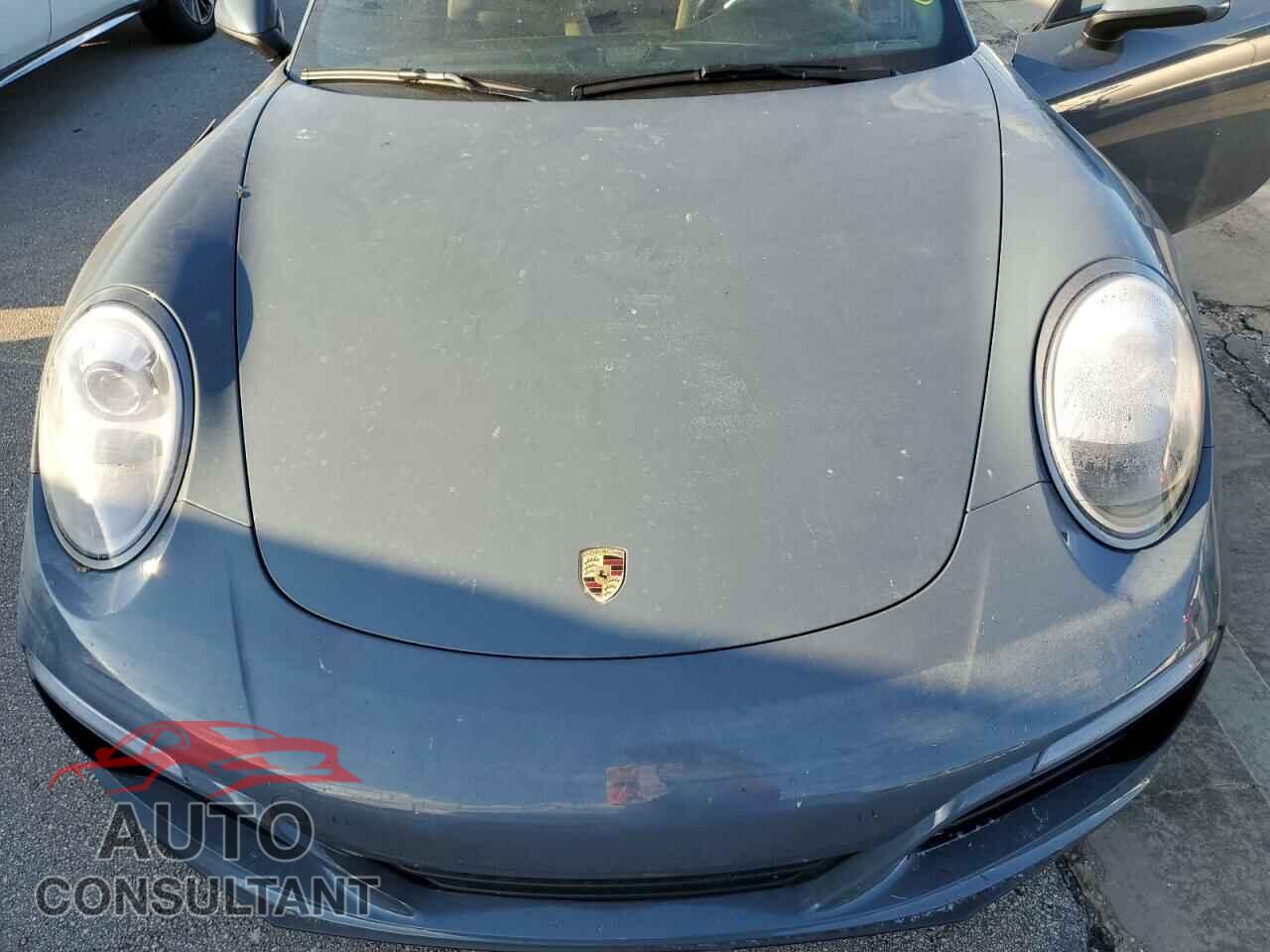 PORSCHE 911 2017 - WP0CA2A92HS142420