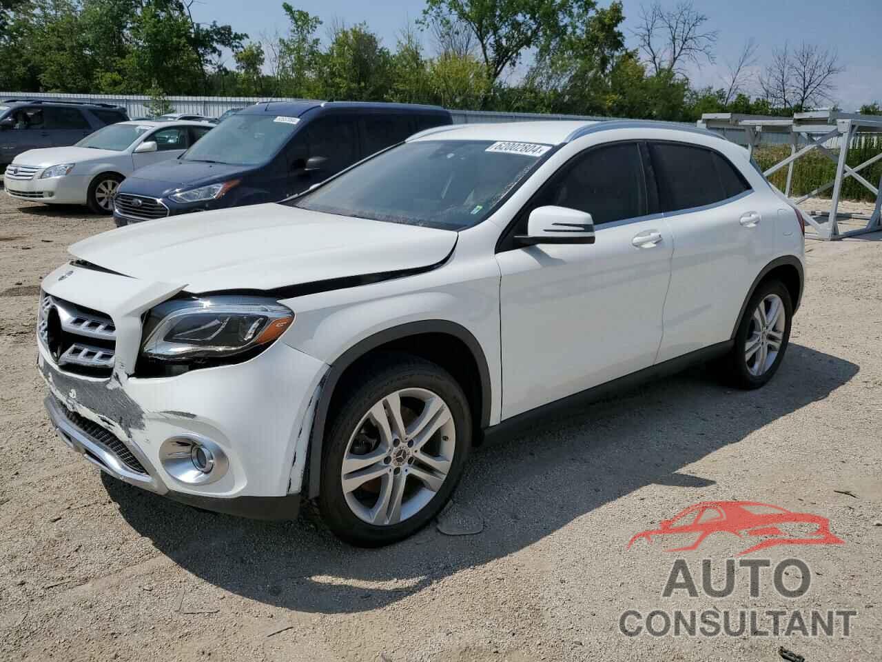 MERCEDES-BENZ GLA-CLASS 2019 - WDCTG4EB3KU016161