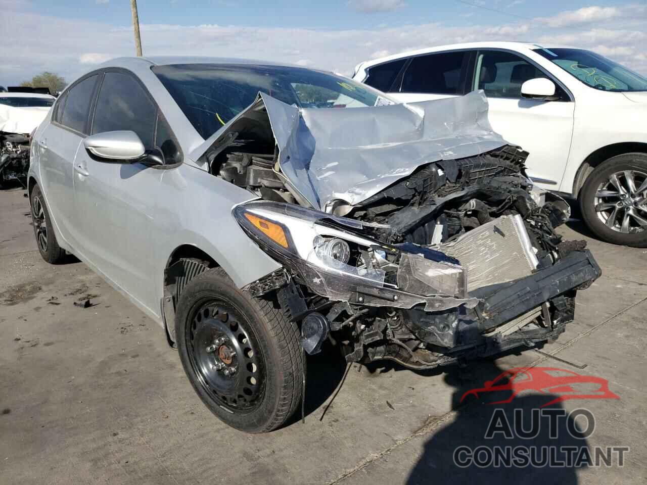 KIA FORTE 2017 - 3KPFK4A76HE138720