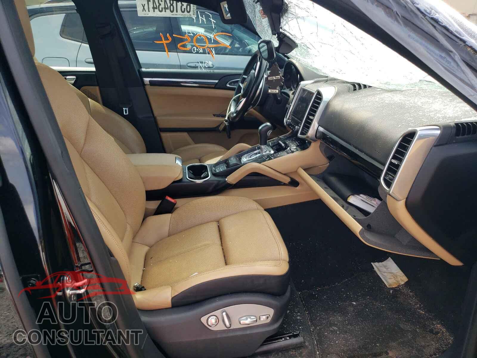 PORSCHE CAYENNE 2018 - WP1AE2A2XJLA72470