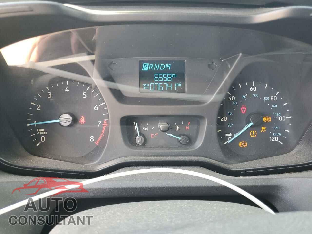 FORD TRANSIT 2017 - 1FTYR2CM7HKB03807