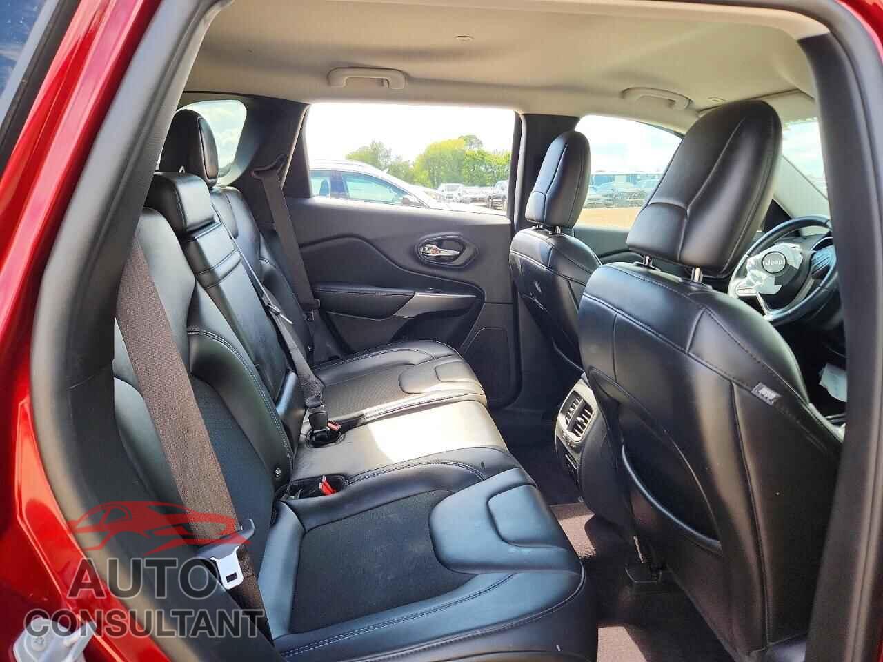JEEP CHEROKEE 2019 - 1C4PJLLB8KD175330