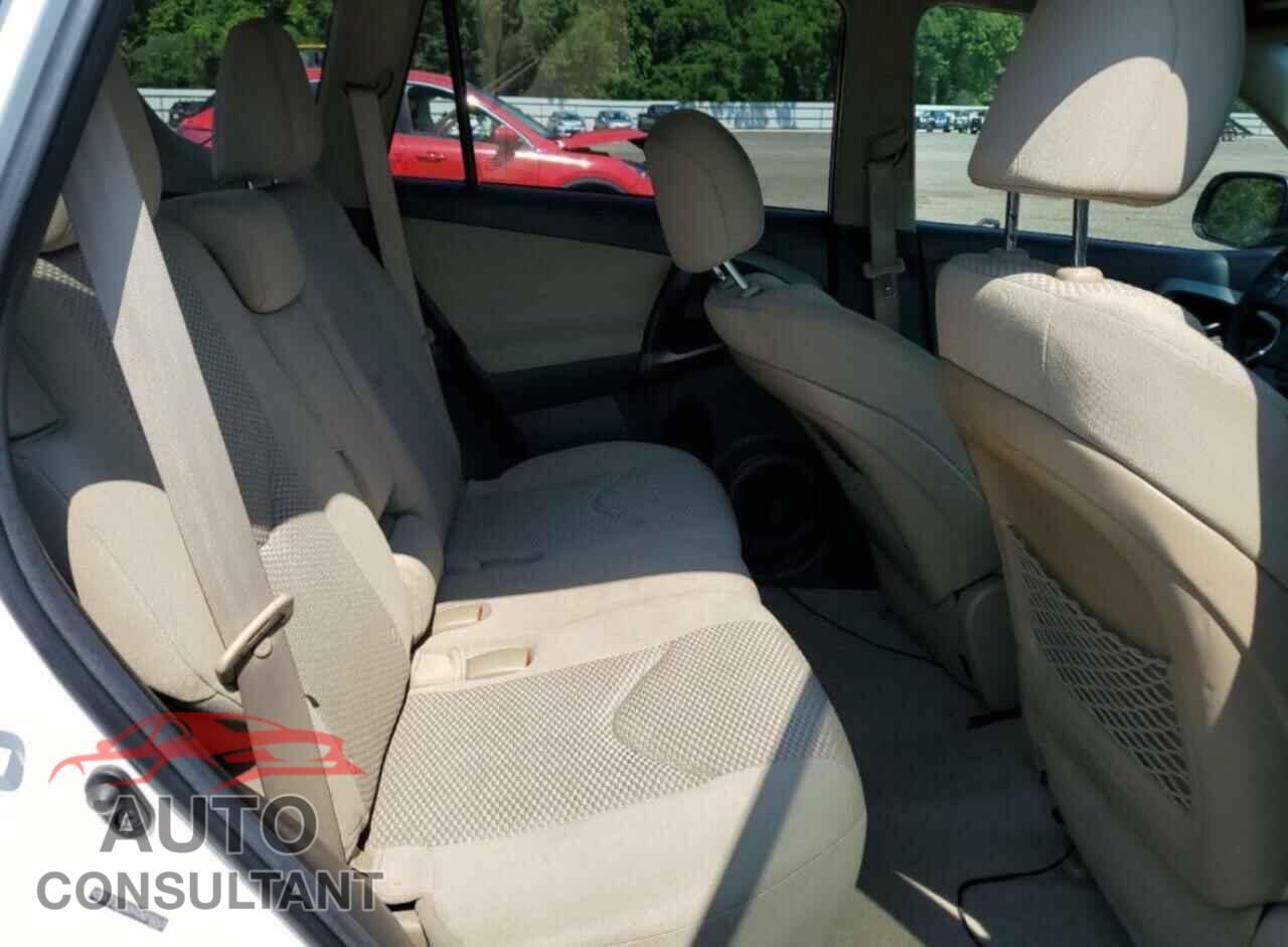 TOYOTA RAV4 2012 - 2T3BF4DV4CW218043