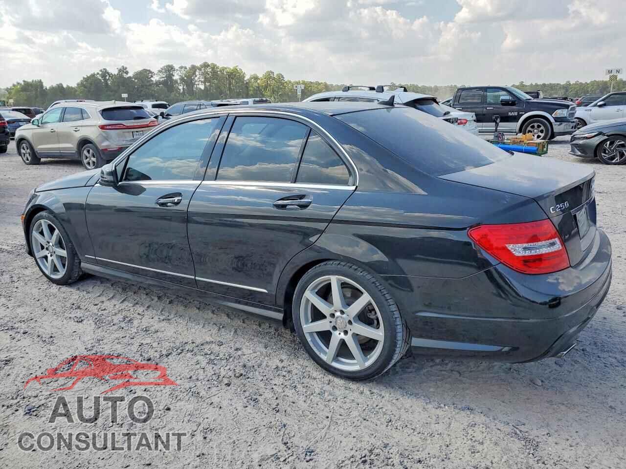 MERCEDES-BENZ C-CLASS 2014 - WDDGF4HB0EA954653