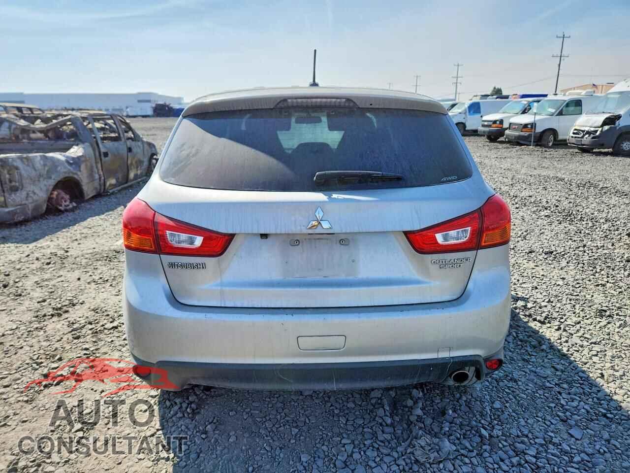 MITSUBISHI OUTLANDER 2015 - 4A4AR4AU0FE032258