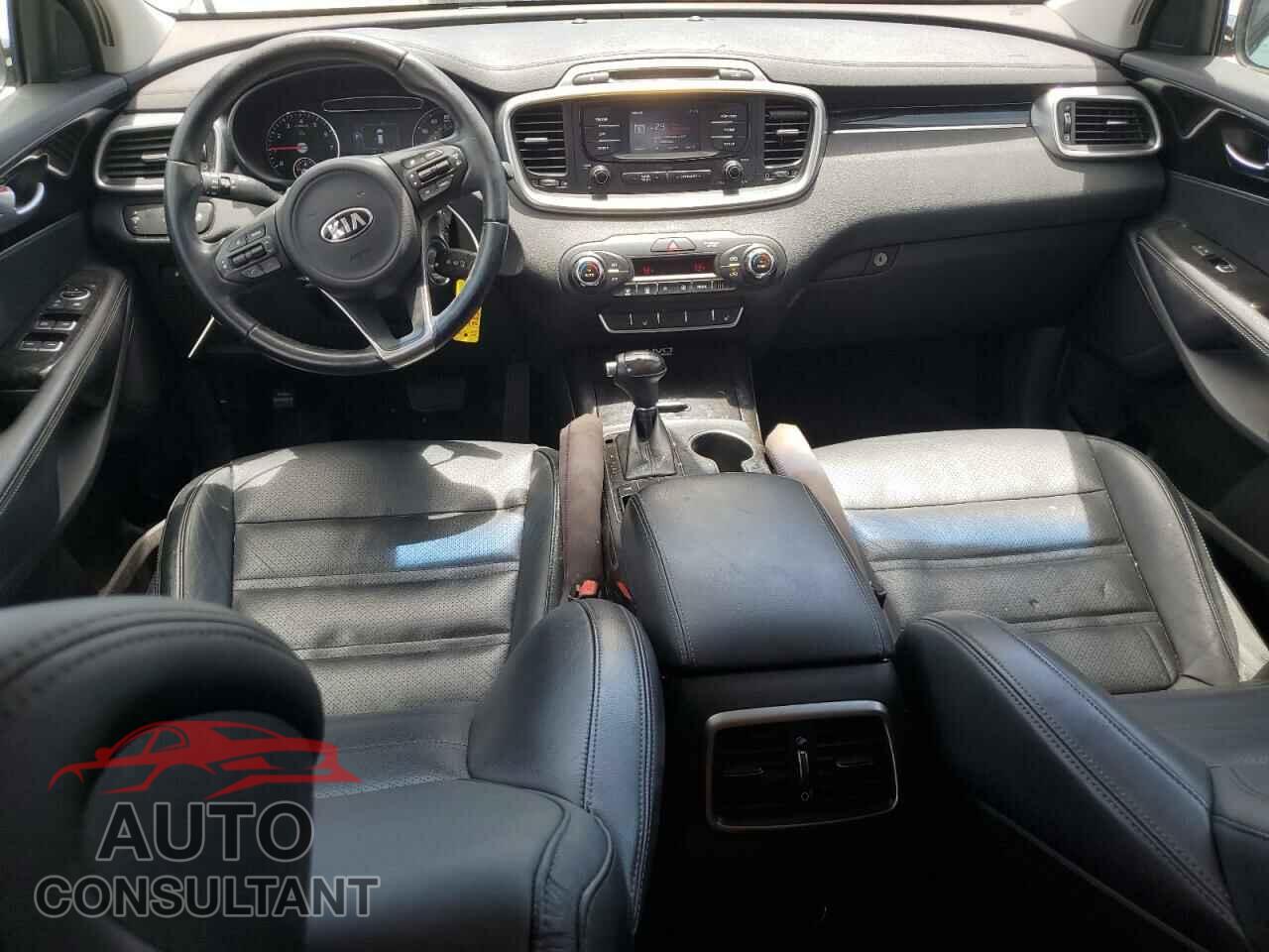 KIA SORENTO 2016 - 5XYPH4A15GG008945