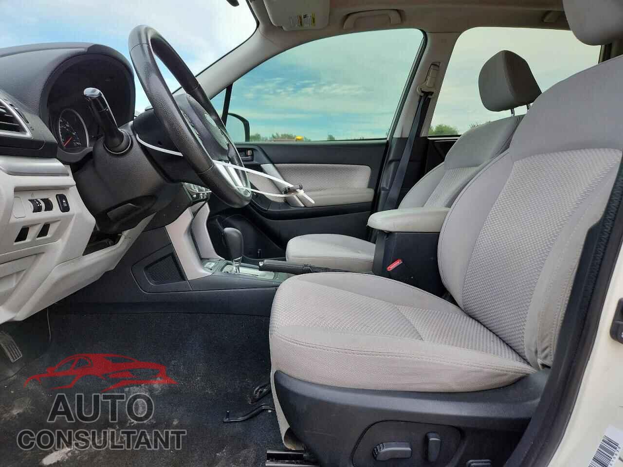 SUBARU FORESTER 2017 - JF2SJAEC8HH545876