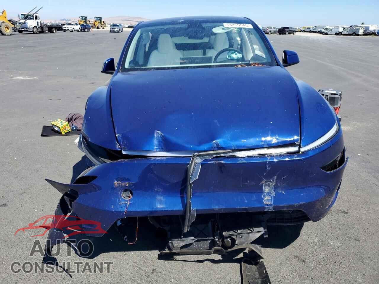 TESLA MODEL Y 2026 - 7SAYGDED8TF420244