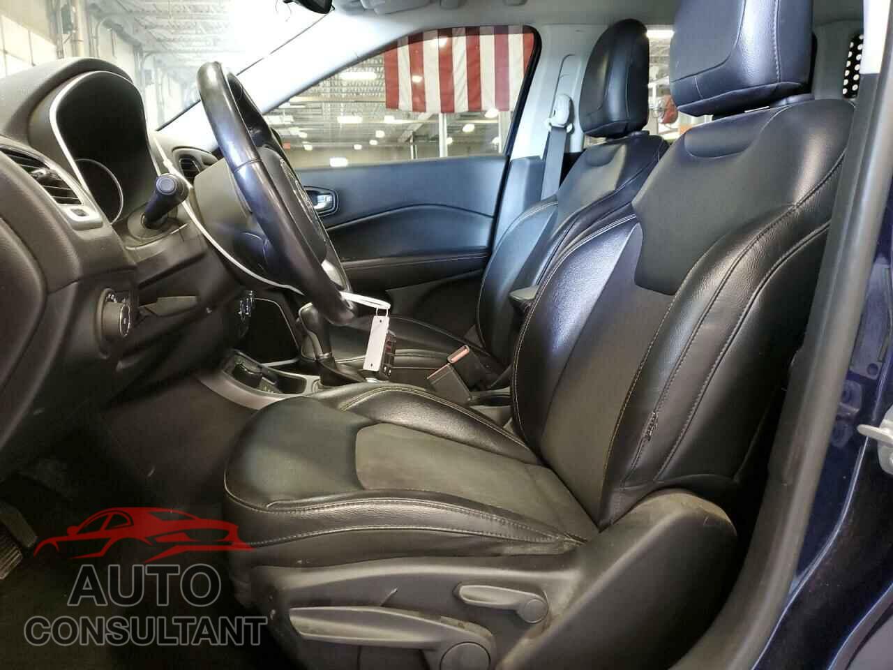 JEEP COMPASS 2018 - 3C4NJDBB8JT423941