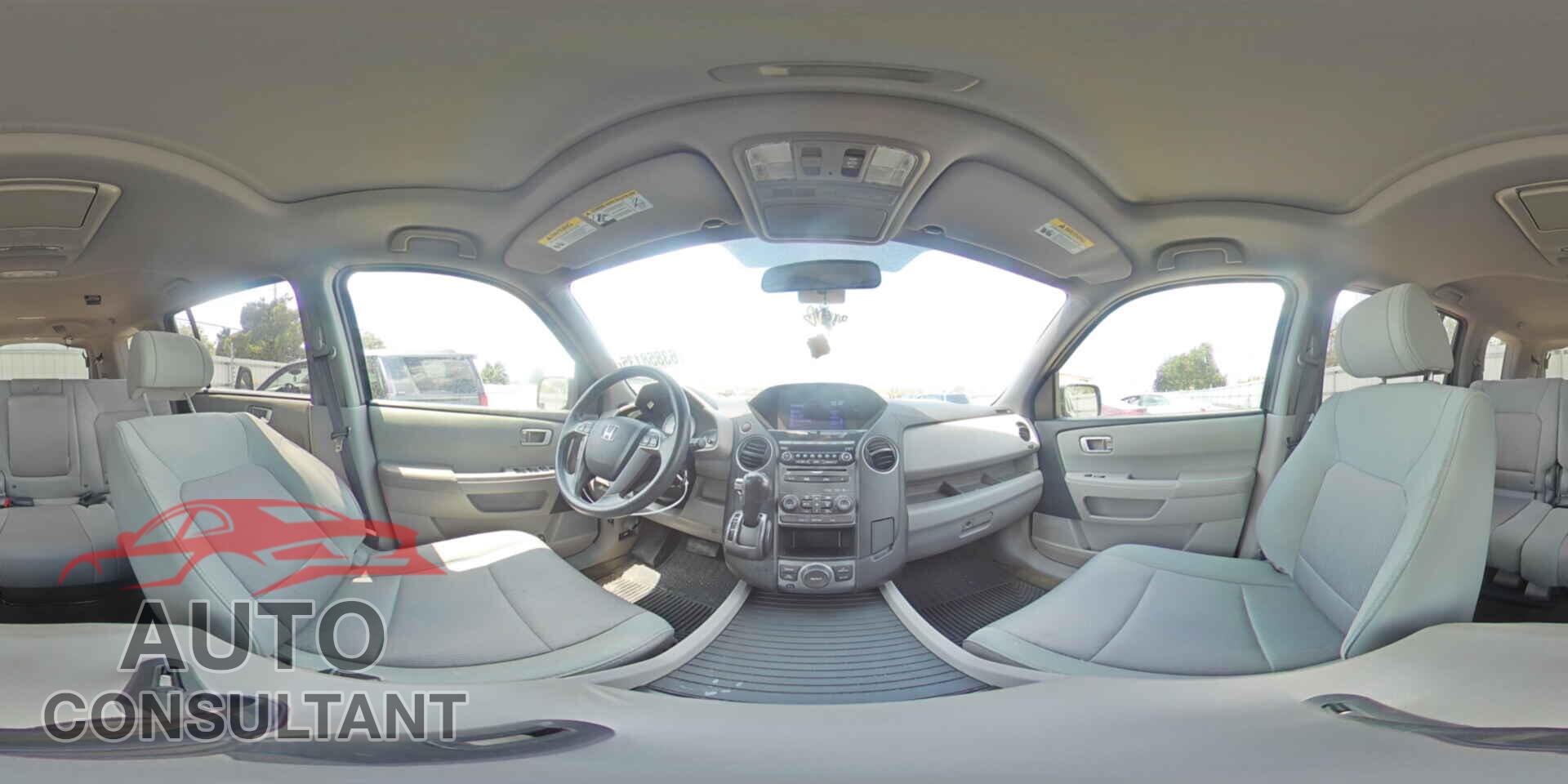 HONDA PILOT 2015 - 5FNYF4H36FB007245
