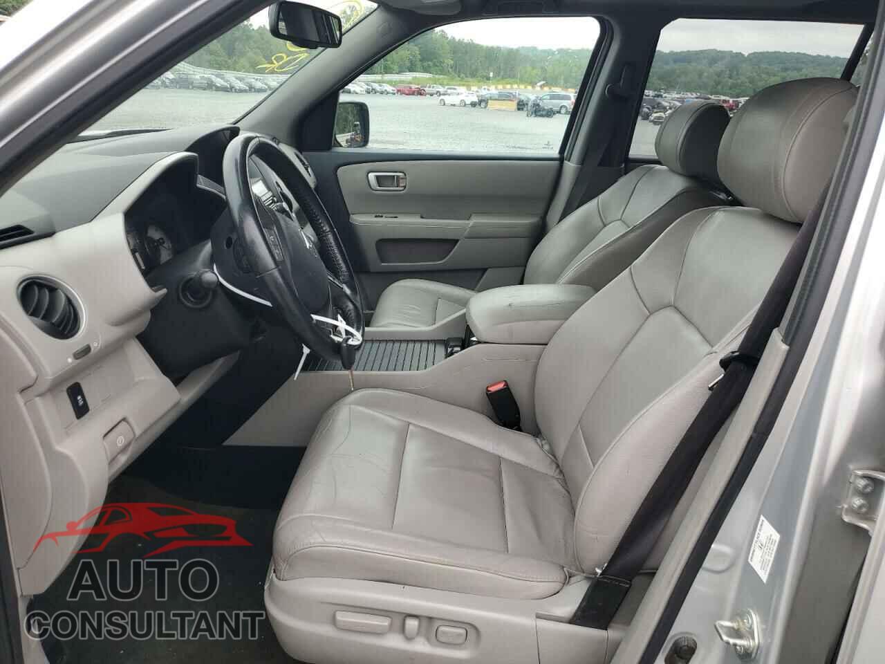 HONDA PILOT 2014 - 5FNYF3H63EB016259