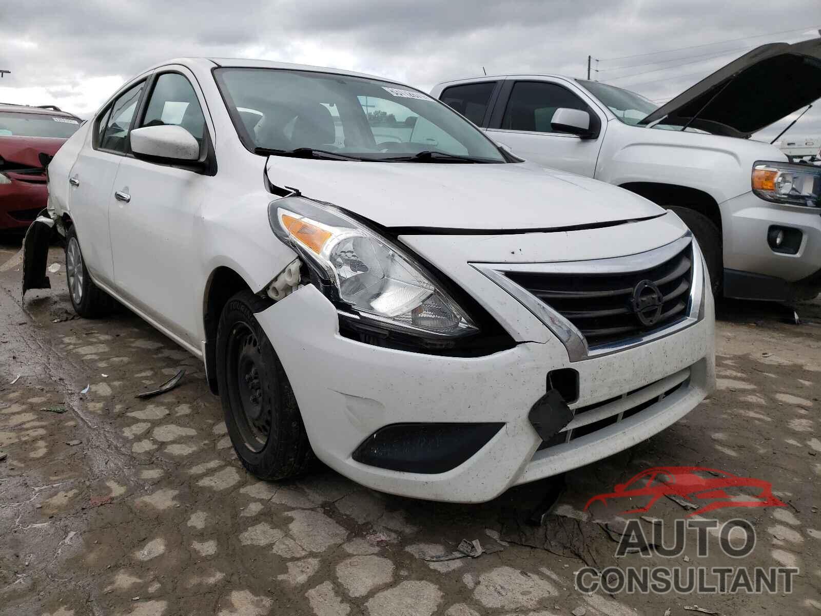 NISSAN VERSA 2017 - 3N1CN7AP6HL820507
