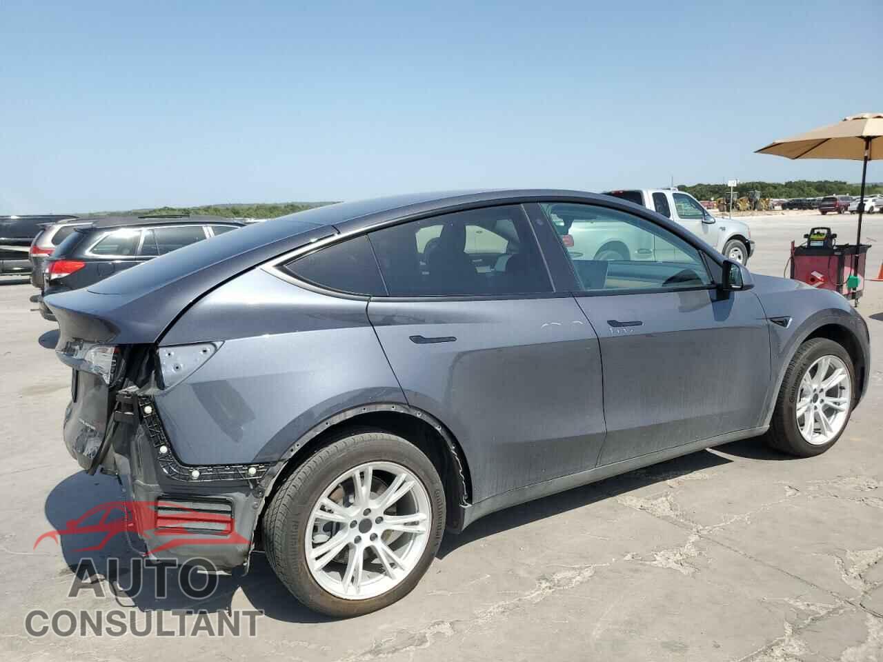 TESLA MODEL Y 2022 - 7SAYGDEE4NA005513