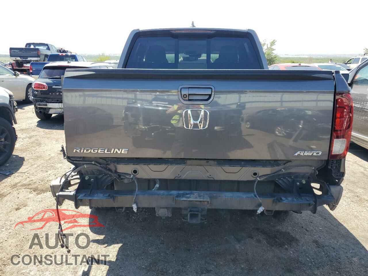 HONDA RIDGELINE 2017 - 5FPYK3F77HB027140