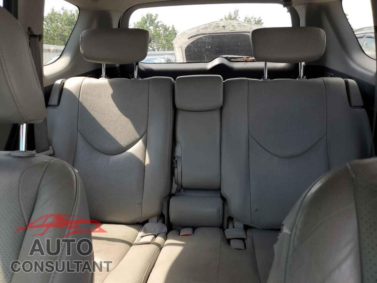 TOYOTA RAV4 2011 - 2T3DF4DV0BW093629
