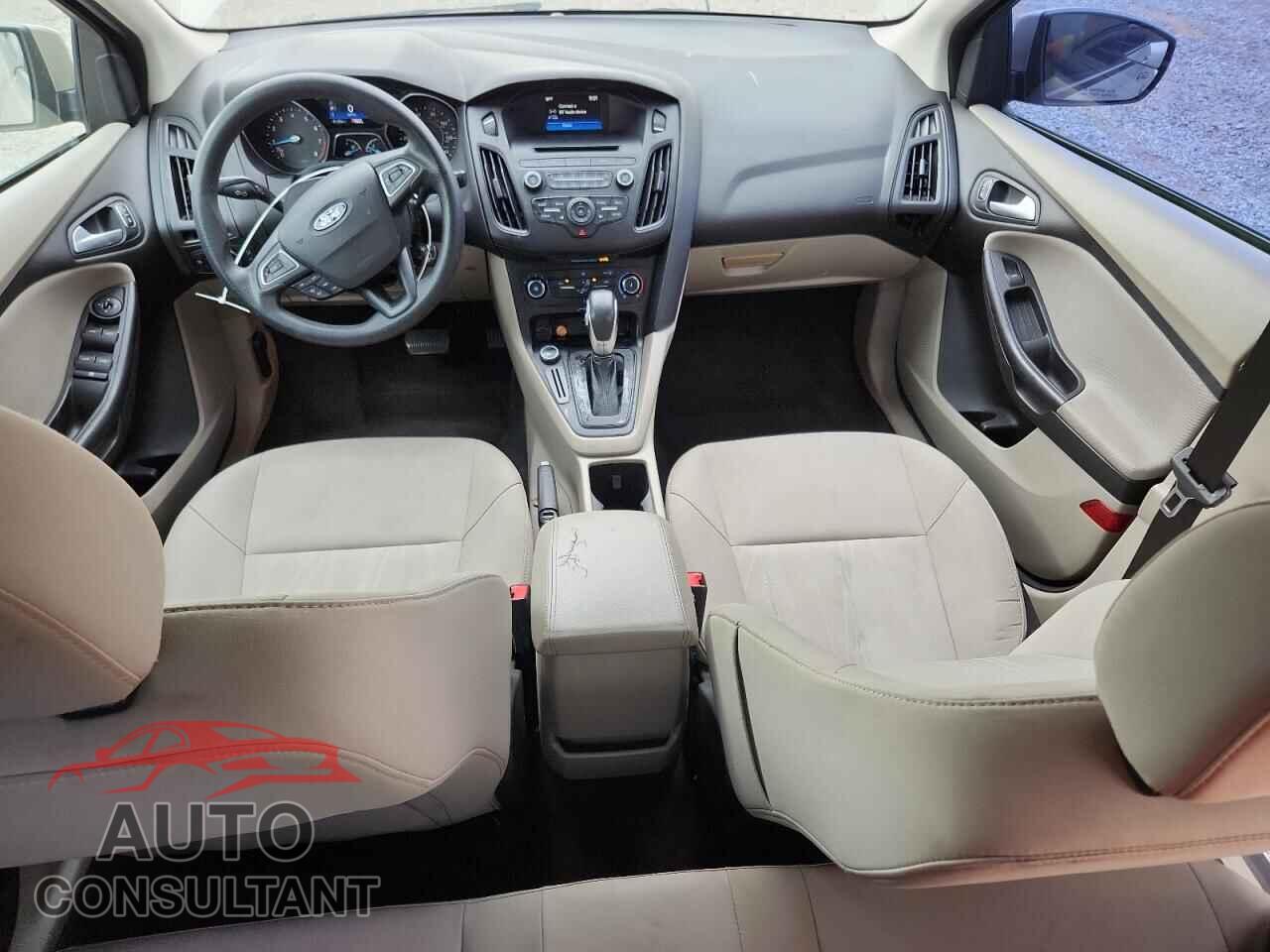 FORD FOCUS 2017 - 1FADP3F2XHL244293