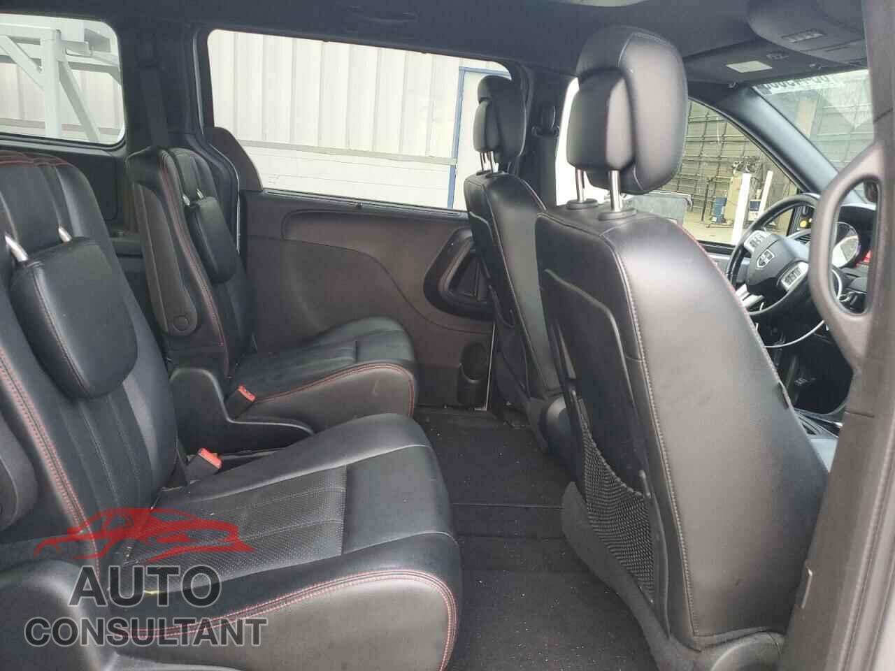 DODGE CARAVAN 2018 - 2C4RDGEG0JR224290